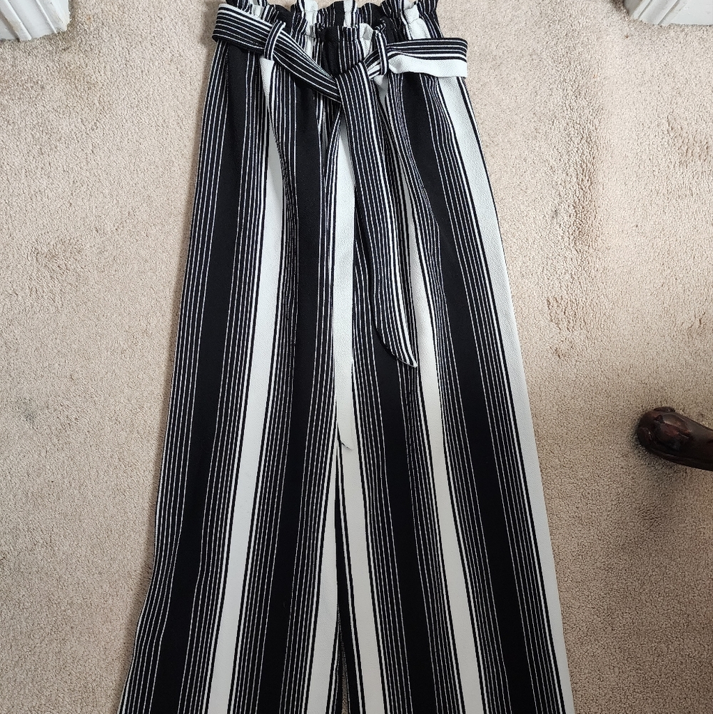 Wide leg Black & White stripped pants